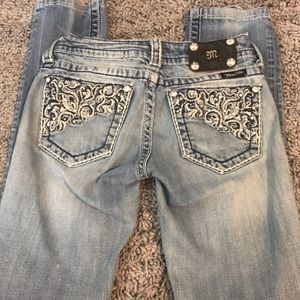 Miss Me Jeans. Size 26 Straight Cut WITH FLAWS